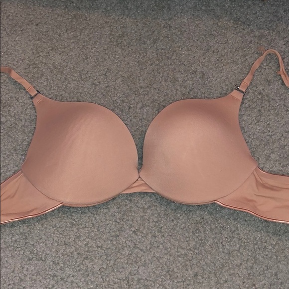 Elle Macpherson tan bra 32A - Picture 1 of 5